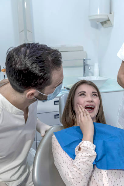 Best Teeth Whitening  in Brownsville, FL